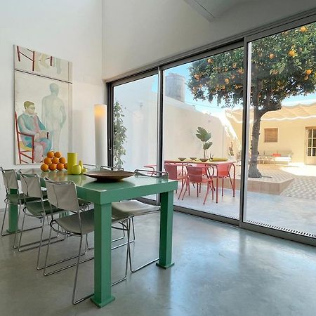 Design & Art, Patio With Orange Tree, Near Seville Carrion de Los Cespedes المظهر الخارجي الصورة